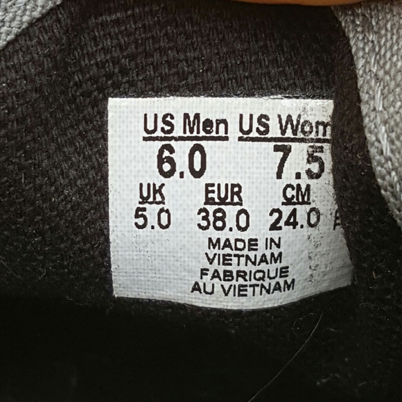 VANS Classic Grey Sneakers - Picture 8 of 9